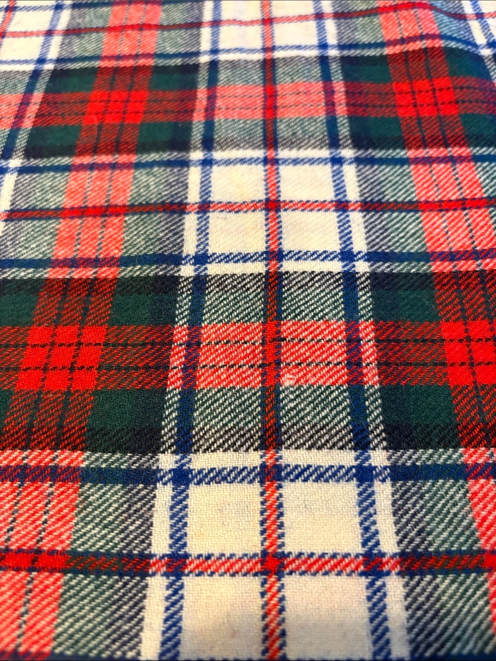 Vintage fine Plaid Red, Green, Blue, White. 66 x 56. Box XX